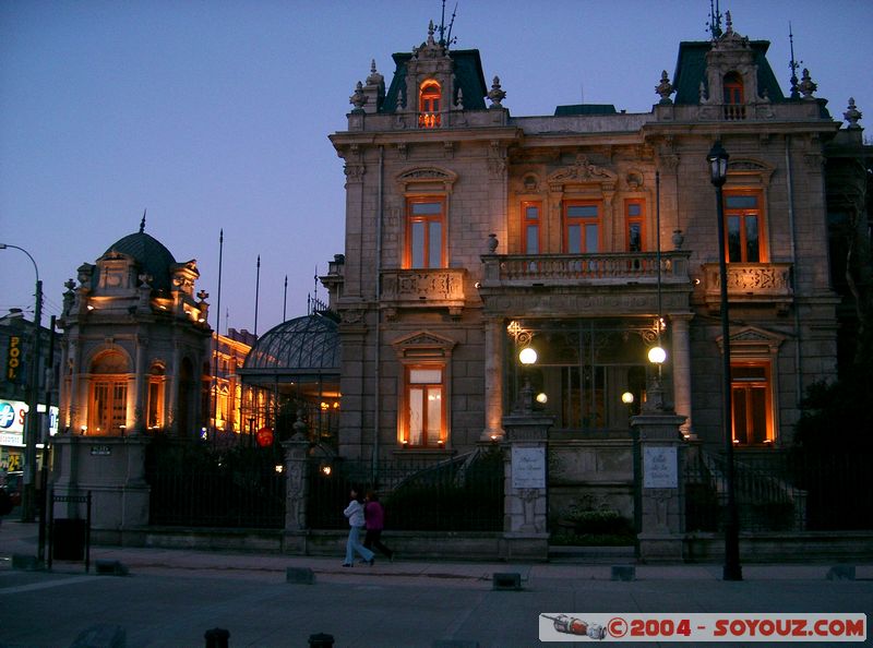 Punta Arenas - Palacio Sara Braun
Mots-clés: chile sunset