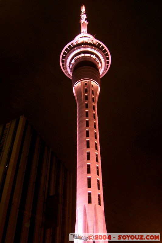 Auckland Sky Tower by night
Mots-clés: New Zealand North Island Auckland Sky Tower Nuit