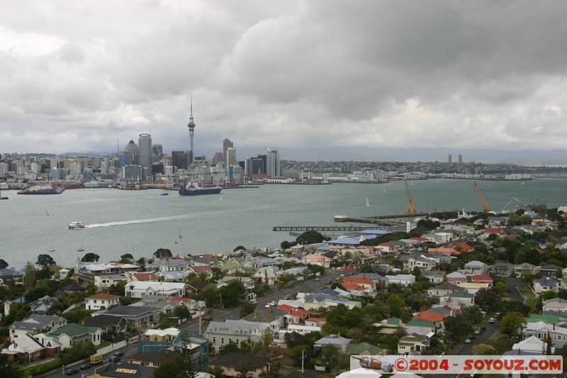 Auckland from Devonport
Mots-clés: New Zealand North Island Auckland Sky Tower mer