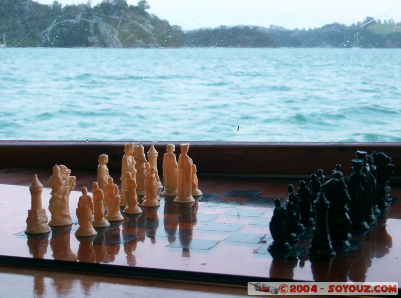 Bay of Islands - Chess time
Mots-clés: New Zealand North Island Insolite
