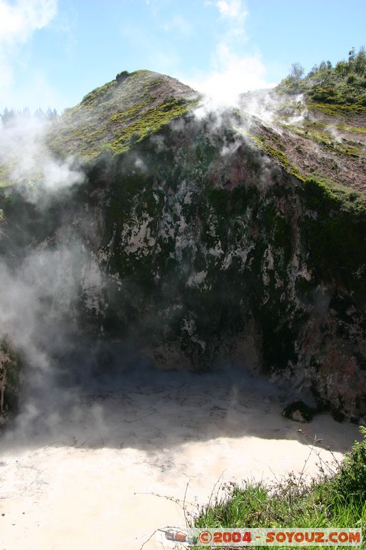 Taupo - Craters of the Moon
Mots-clés: New Zealand North Island geyser Thermes