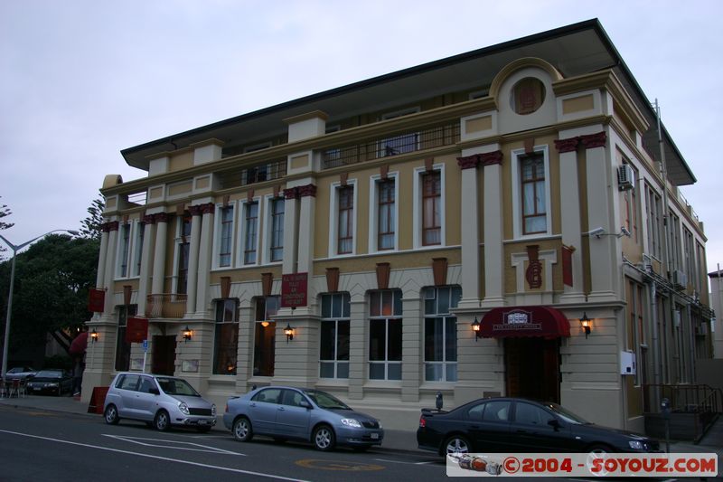 Napier - Art Deco - The County Hotel
Mots-clés: New Zealand North Island Art Deco