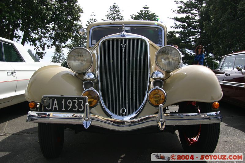 Napier - Old Cars Exhibition - Ford
Mots-clés: New Zealand North Island voiture