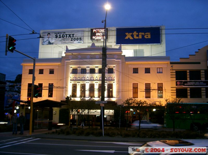 Wellington - Embassy Theatre
Mots-clés: New Zealand North Island Nuit