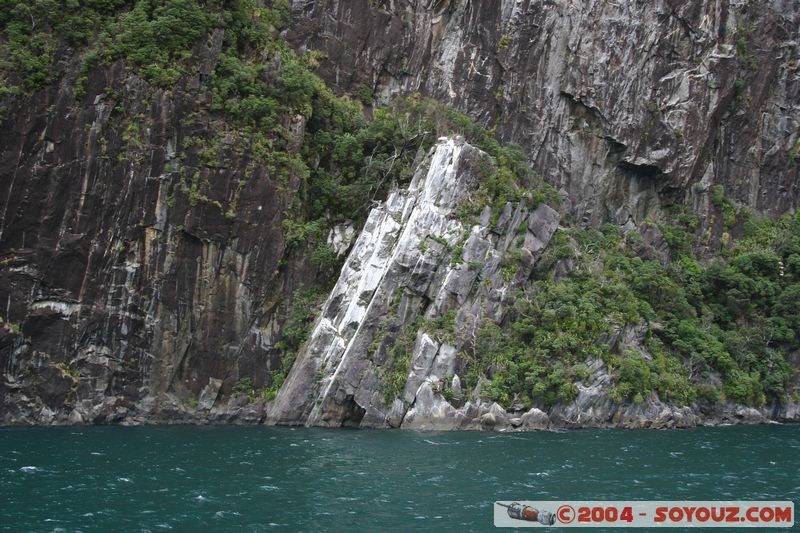 Milford Sound
Mots-clés: New Zealand South Island patrimoine unesco Montagne