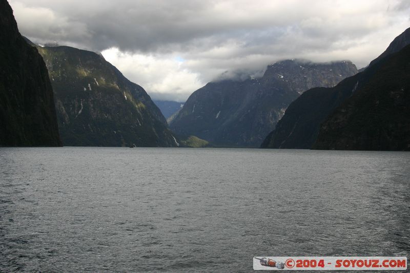 Milford Sound
Mots-clés: New Zealand South Island patrimoine unesco Montagne