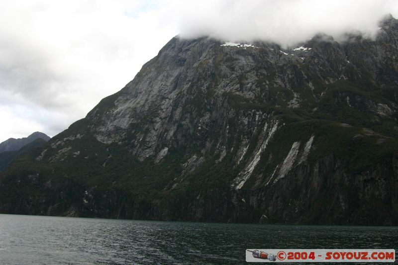 Milford Sound
Mots-clés: New Zealand South Island patrimoine unesco Montagne