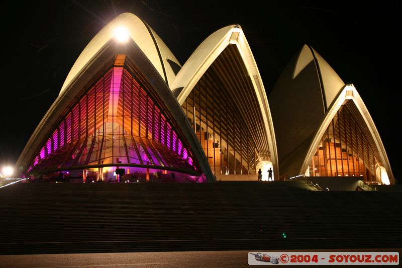 Sydney by Night - Opera House
Mots-clés: Nuit patrimoine unesco Opera House