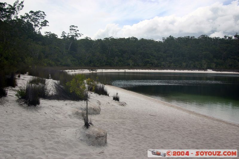 Fraser Island - Lake Birrabeen
