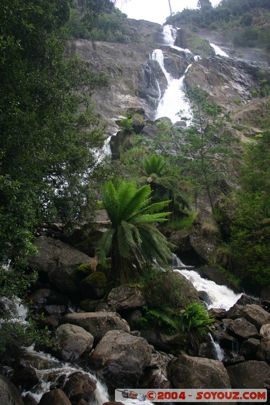 North East Trail - St Colombia Falls
Mots-clés: cascade