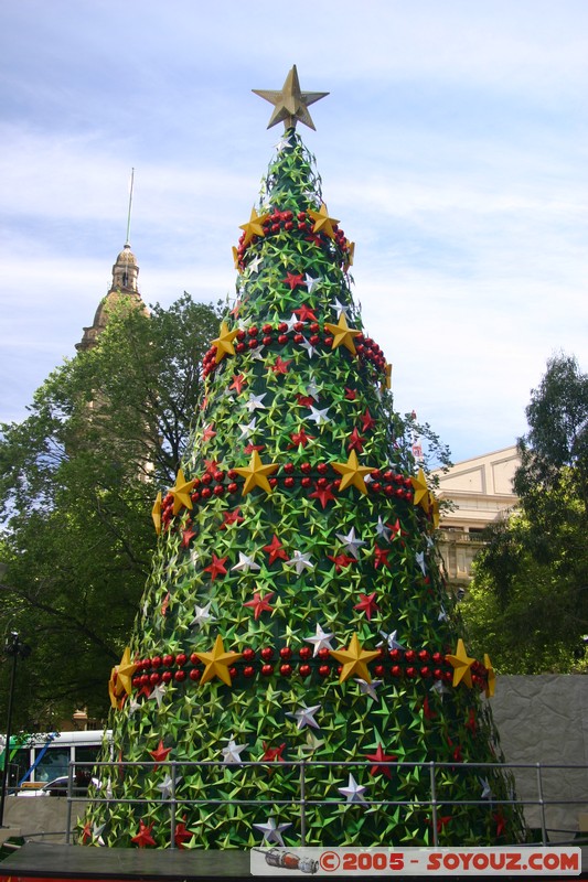 Melbourne - Xmas decorations on City Square
