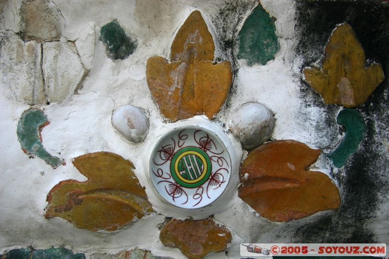 Bangkok - Wat Arun (Temple of the Dawn)
Mots-clés: thailand Boudhiste Mosaique