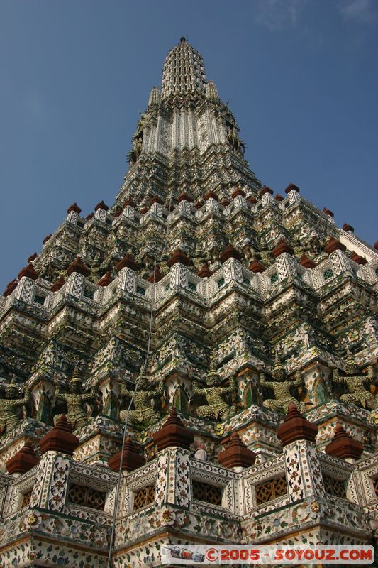 Bangkok - Wat Arun (Temple of the Dawn) Stupa
Mots-clés: thailand Boudhiste