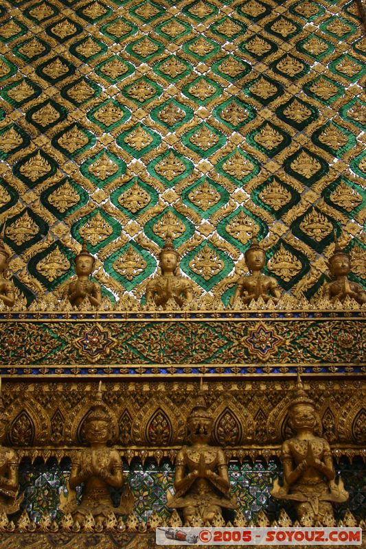 Bangkok - Wat Phra Kaew - Phra Mondhop
Mots-clés: thailand Boudhiste