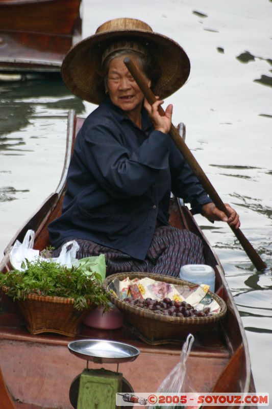 Damnoen Saduak - Marche Flottant
Mots-clés: thailand Marche personnes floating market