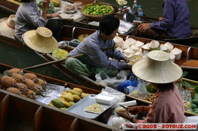 Damnoen Saduak - Marche Flottant
Mots-clés: thailand Marche personnes floating market