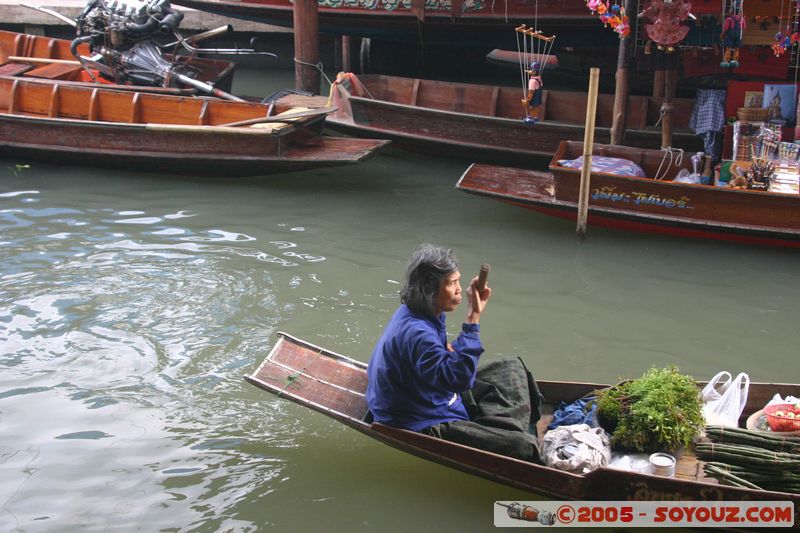 Damnoen Saduak - Marche Flottant
Mots-clés: thailand Marche bateau floating market