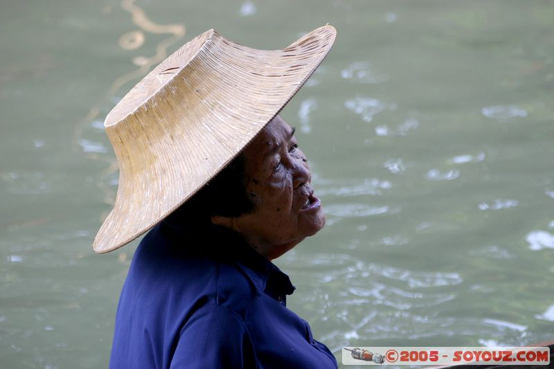 Damnoen Saduak - Marche Flottant
Mots-clés: thailand Marche floating market personnes