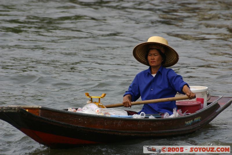 Damnoen Saduak - Marche Flottant
Mots-clés: thailand Marche floating market personnes