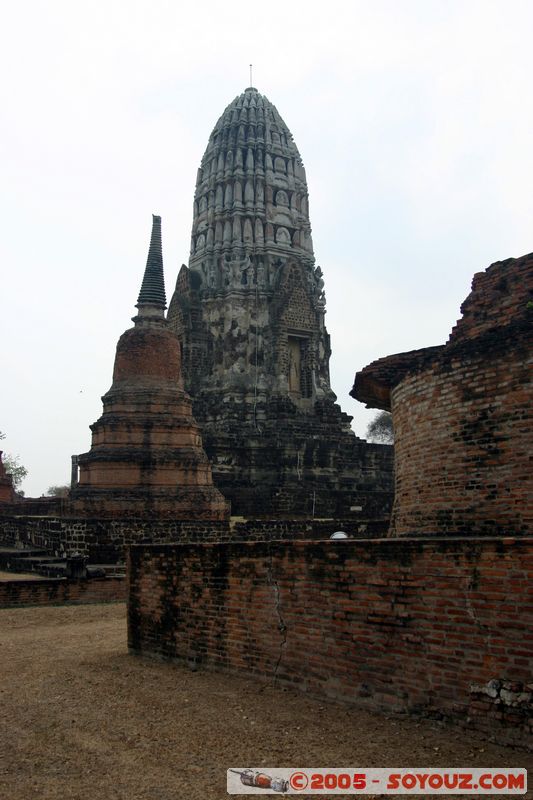 Ayutthaya - Wat Rat Burana
Mots-clés: thailand patrimoine unesco Ruines Boudhiste