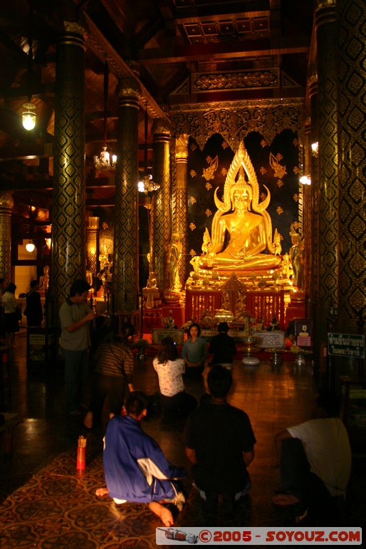 Phitsanulok - Wat Yai - Phra Phuttha Chinnarat
Mots-clés: thailand Boudhiste sculpture