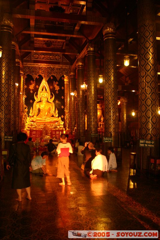 Phitsanulok - Wat Yai - Phra Phuttha Chinnarat
Mots-clés: thailand Boudhiste sculpture