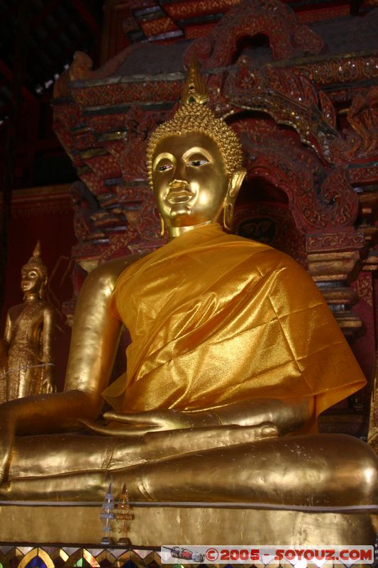 Chiang Mai - Wat Chiang Mun
Mots-clés: thailand Boudhiste statue Wat Chiang Man