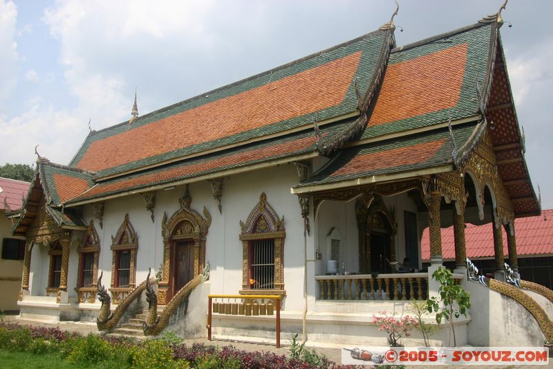 Chiang Mai - Wat Chiang Mun
Mots-clés: thailand Boudhiste Wat Chiang Man