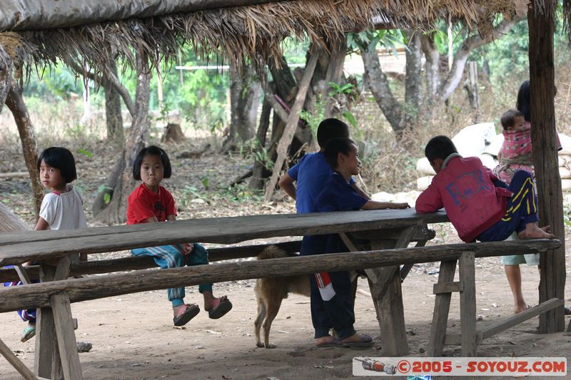 Around Chiang Mai - Hill-Tribe village
Mots-clés: thailand personnes