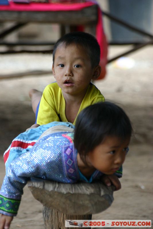 Around Chiang Mai - Hill-Tribe village
Mots-clés: thailand personnes