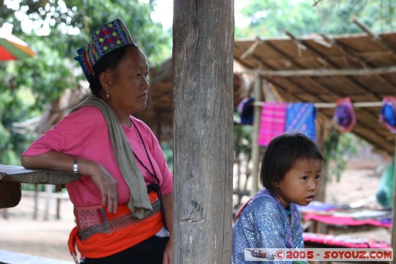 Around Chiang Mai - Hill-Tribe village
Mots-clés: thailand personnes