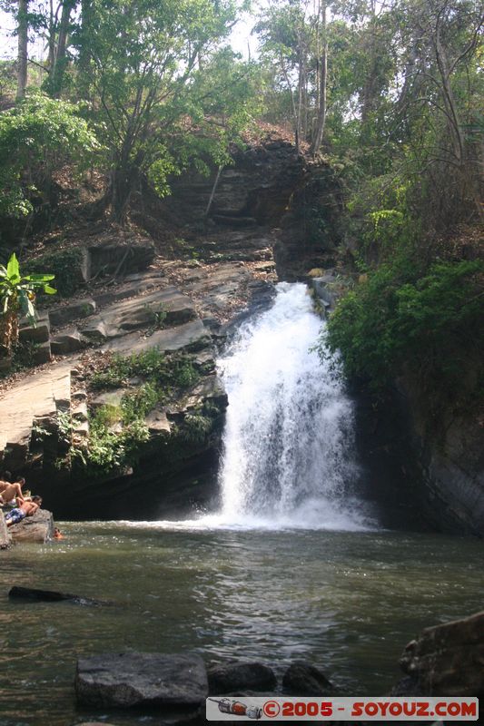 Around Chiang Mai - Waterfall
Mots-clés: thailand Riviere cascade