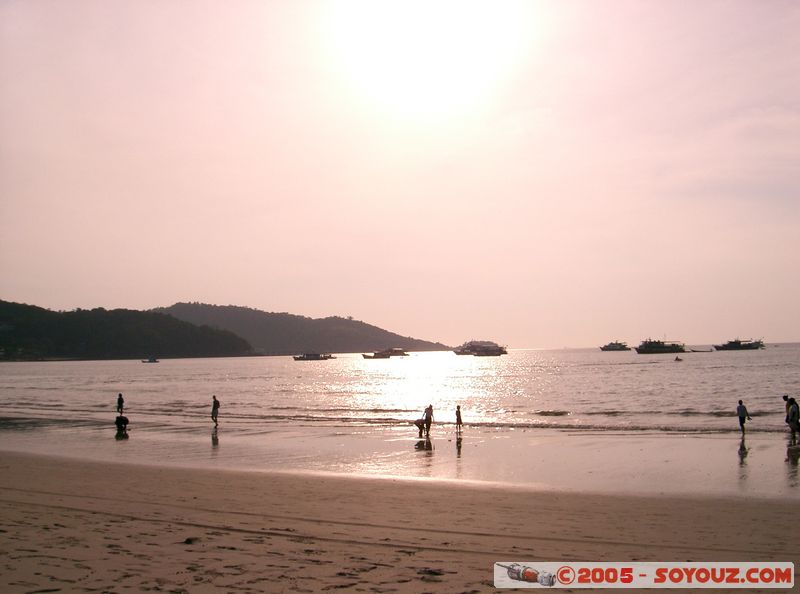 Phuket - Ao Patong - Sunset
Mots-clés: thailand plage mer sunset