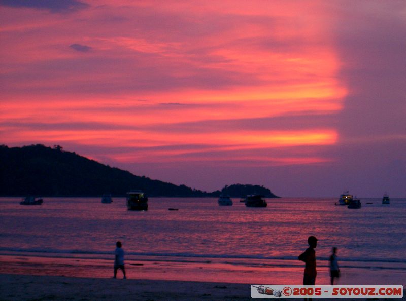 Phuket - Ao Patong - Sunset
Mots-clés: thailand plage mer sunset