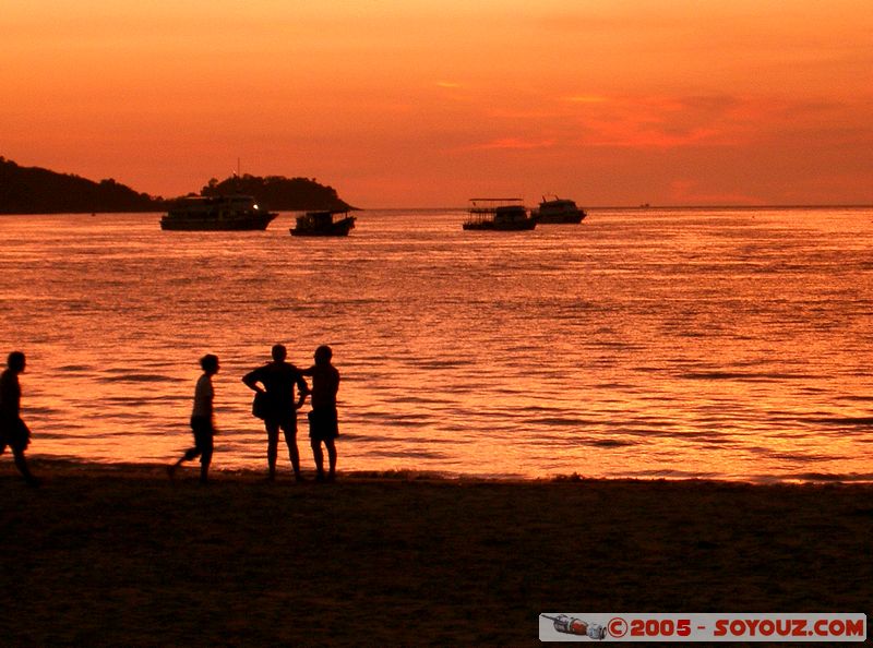 Phuket - Ao Patong - Sunset
Mots-clés: thailand plage mer sunset