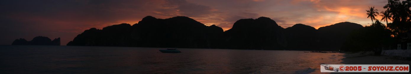 Koh Phi Phi Don - Hat Yao - Sunset - panorama
Mots-clés: thailand sunset panorama mer plage