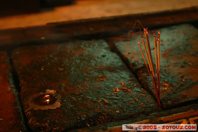 Yangon - Shwedagon Pagoda
Mots-clés: myanmar Burma Birmanie Pagode Nuit