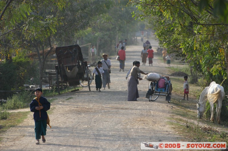 Nyaung Shwe
Mots-clés: myanmar Burma Birmanie personnes