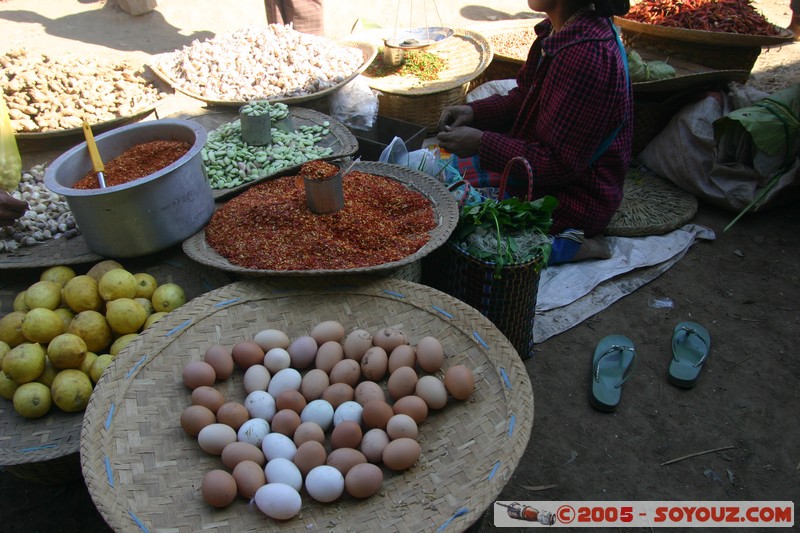 Inle lake - Lingin - Marche
Mots-clés: myanmar Burma Birmanie Marche