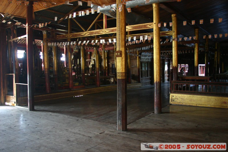 Inle lake - Nga Phe Kyaung
Mots-clés: myanmar Burma Birmanie Pagode Lac