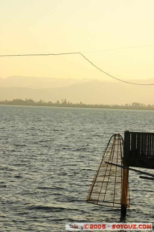 Inle lake - Government Rest House
Mots-clés: myanmar Burma Birmanie sunset Lac