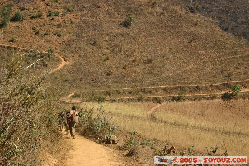 Nyaung Shwe Hills
Mots-clés: myanmar Burma Birmanie paysage