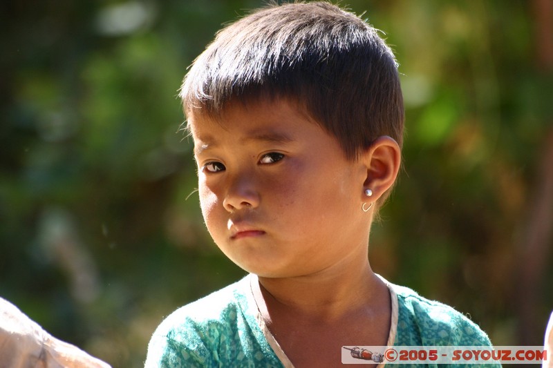 Nyaung Shwe Hills - Intha people
Mots-clés: myanmar Burma Birmanie personnes