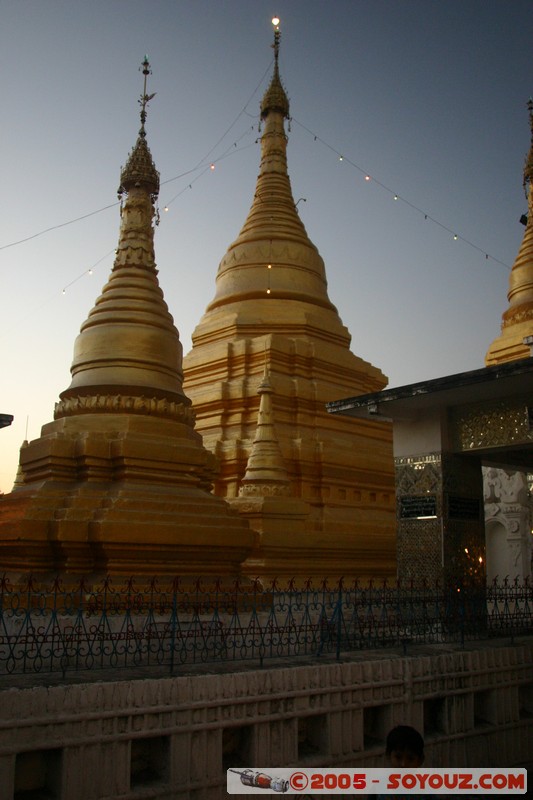 Mandalay Hill
Mots-clés: myanmar Burma Birmanie Pagode