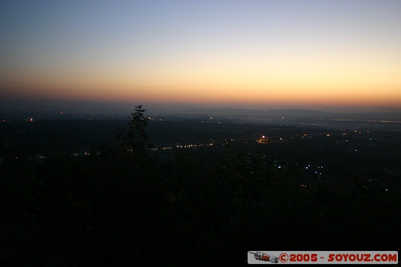 Mandalay Hill - Sunset
Mots-clés: myanmar Burma Birmanie sunset