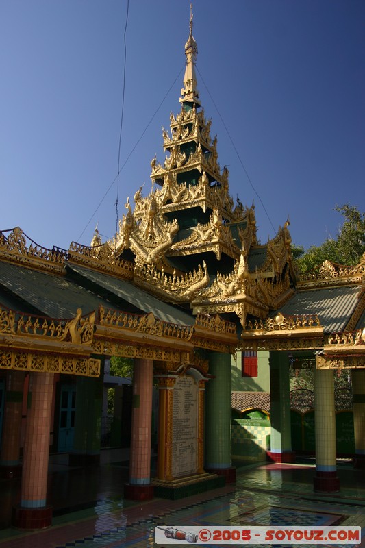 Sagaing - Soon U Ponnya Shin Paya
Mots-clés: myanmar Burma Birmanie Pagode