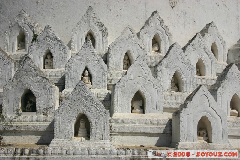 Mingun - Mya Thein Tan Pagoda
Mots-clés: myanmar Burma Birmanie Pagode