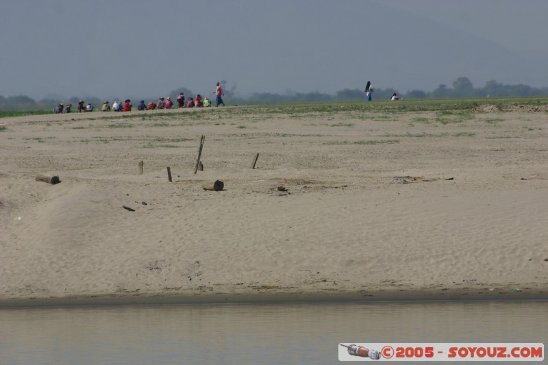 Ayeyarwady River
Mots-clés: myanmar Burma Birmanie Riviere