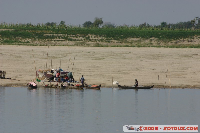 Ayeyarwady River
Mots-clés: myanmar Burma Birmanie Riviere