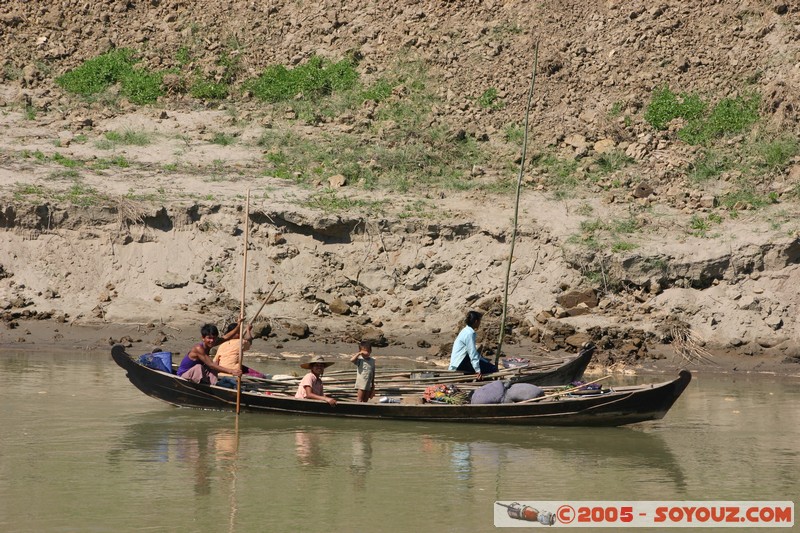 Ayeyarwady River
Mots-clés: myanmar Burma Birmanie Riviere bateau personnes